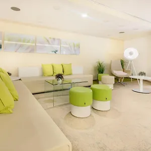 4* Hotel Garner Sued By Ihg